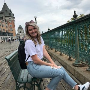 Meet your Posher, Cali